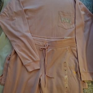 VS/PINK Long Sleeve Campus Tee and Joggers